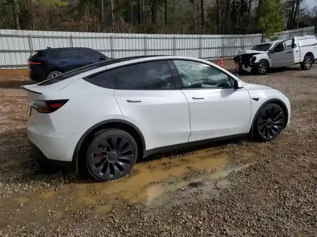 7SAYGDEF4PF699800 2023 TESLA MODEL Y-2