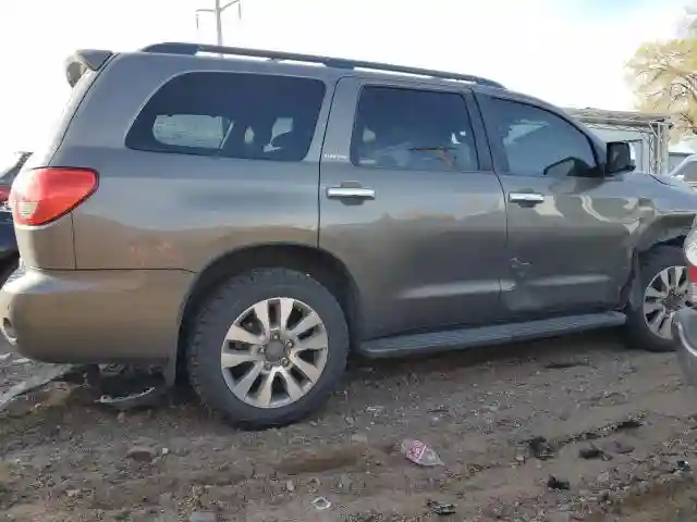 5TDJW5G14AS038067 2010 TOYOTA SEQUOIA-2