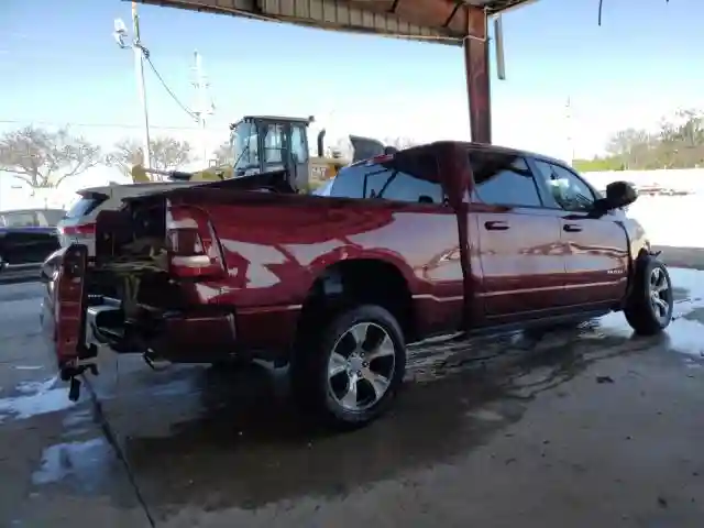 1C6SRFRT2RN121490 2024 RAM 1500-2
