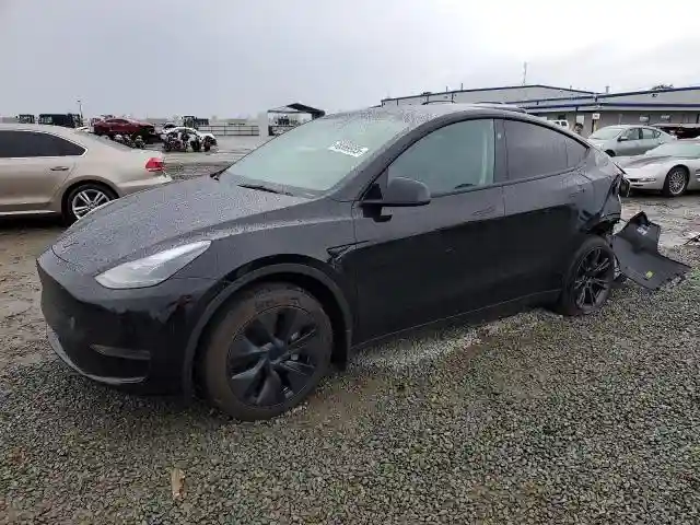 7SAYGDED9RF105784 2024 TESLA MODEL Y-0