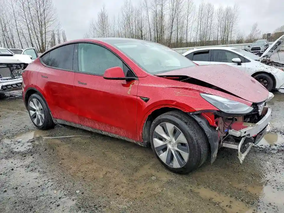 7SAYGAEE1RF001992 2024 TESLA MODEL Y-3