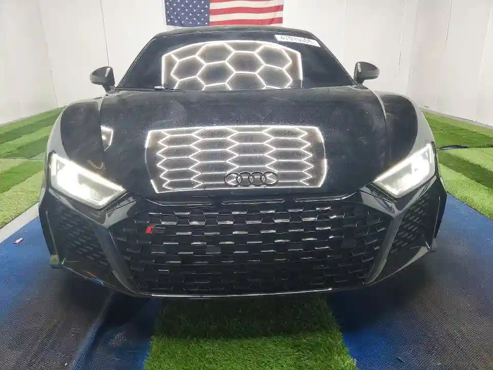 WUAKBAFX5M7901359 2021 AUDI R8-4