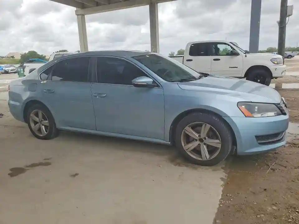 1VWBH7A3XCC072780 2012 VOLKSWAGEN PASSAT-3