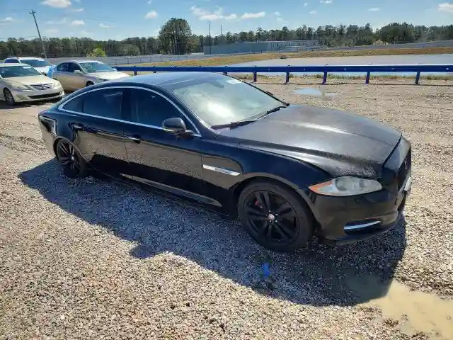 SAJWA2GB7BLV03182 2011 JAGUAR XJ-3
