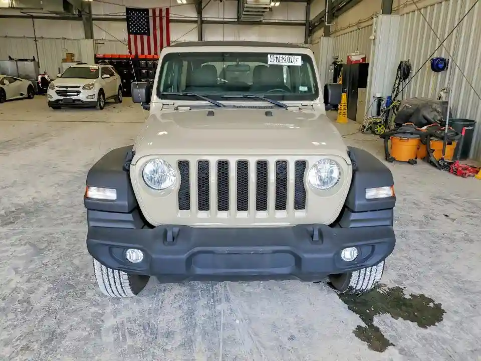 1C4HJXDN3NW226875 2022 JEEP WRANGLER-4