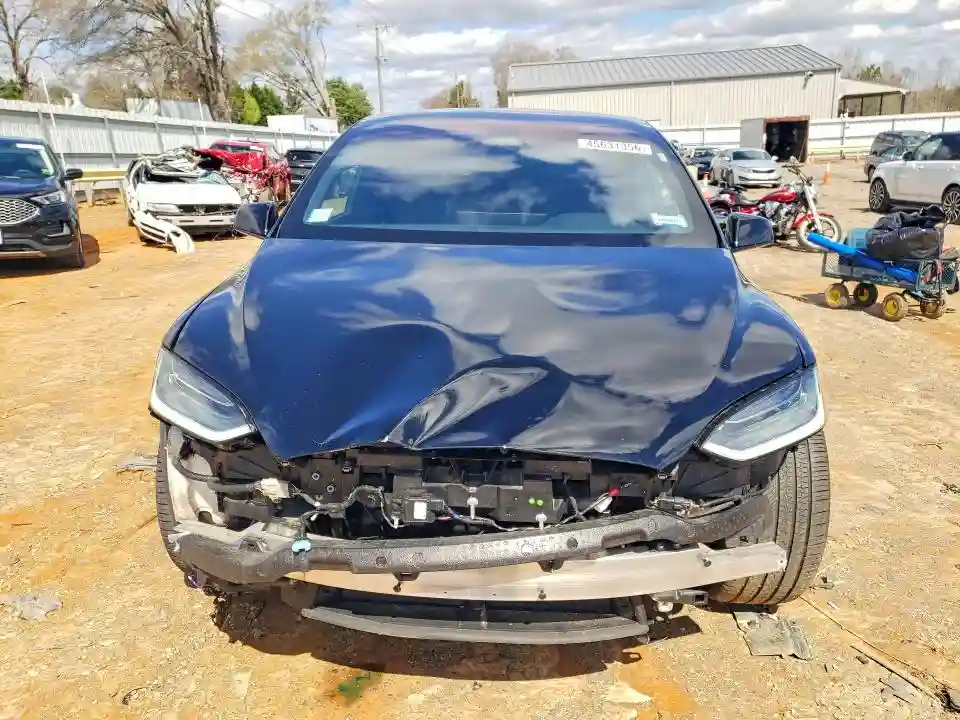 7SAXCDE51PF372429 2023 TESLA MODEL X-4