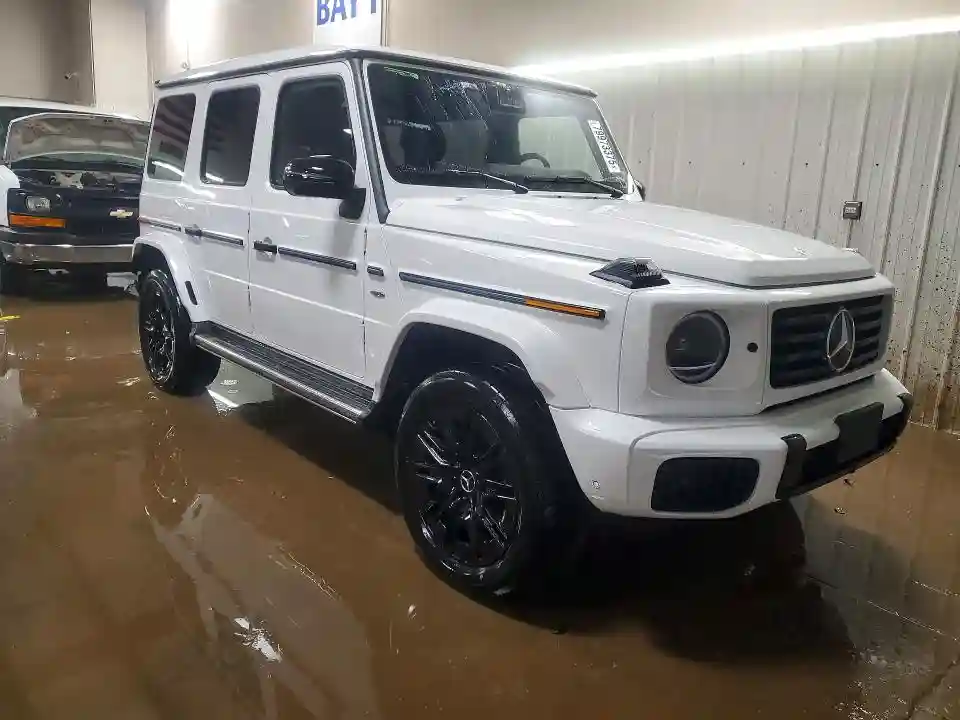 W1NWM0AB6SX030959 2025 MERCEDES-BENZ G-3