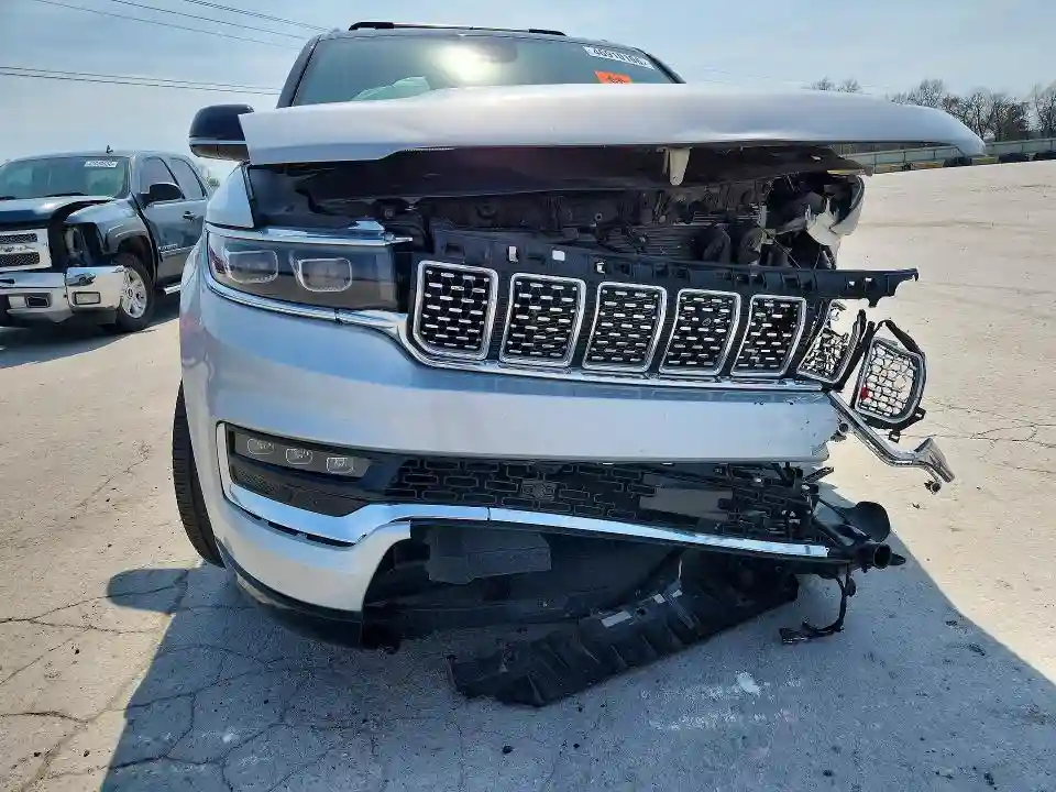 1C4SJVGP4PS579367 2023 JEEP GRAND WAGO-4