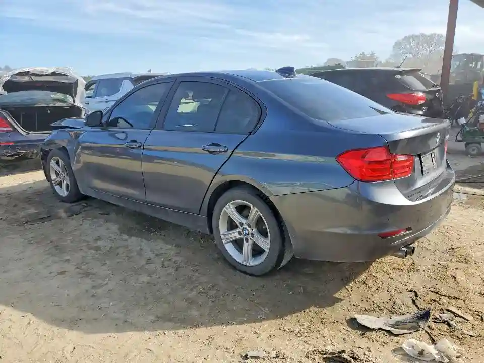 WBA3A5G5XENP27985 2014 BMW 3 SERIES-1