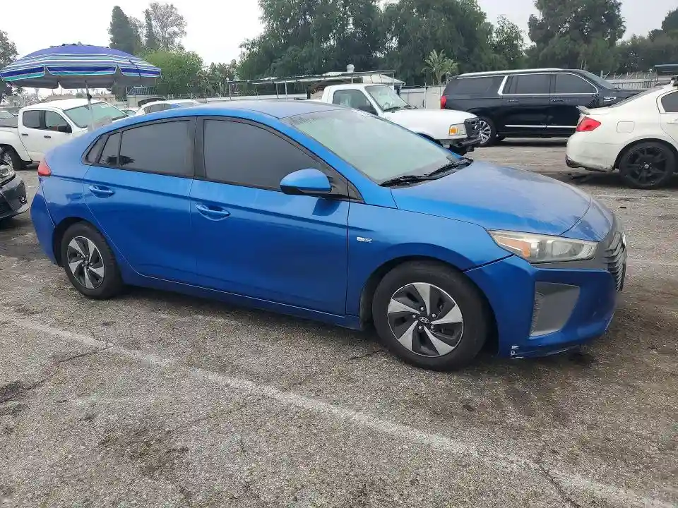 KMHC65LC0JU089783 2018 HYUNDAI IONIQ-3
