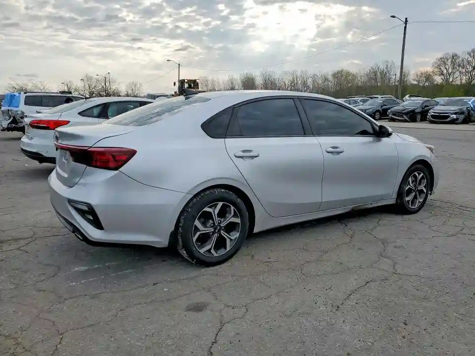 3KPF24ADXLE150626 2020 KIA FORTE LXS-2