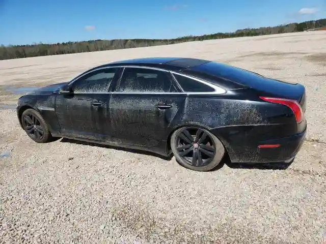 SAJWA2GB7BLV03182 2011 JAGUAR XJ-1