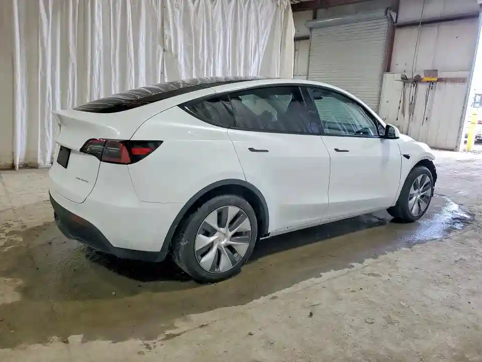 7SAYGDEE2PA181429 2023 TESLA MODEL Y-2