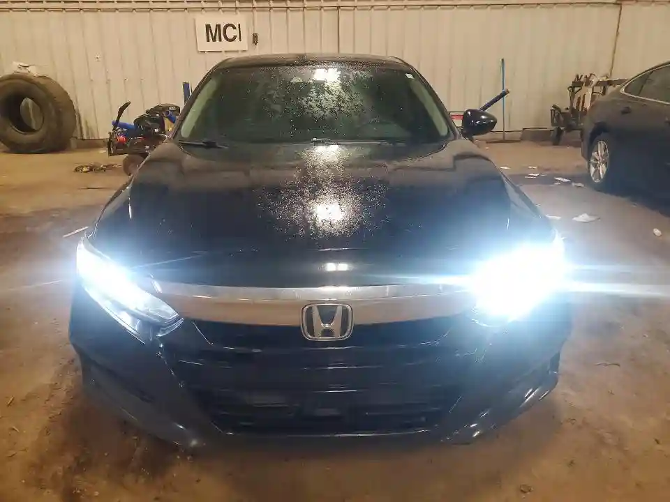 1HGCV1F19JA033418 2018 HONDA ACCORD-4