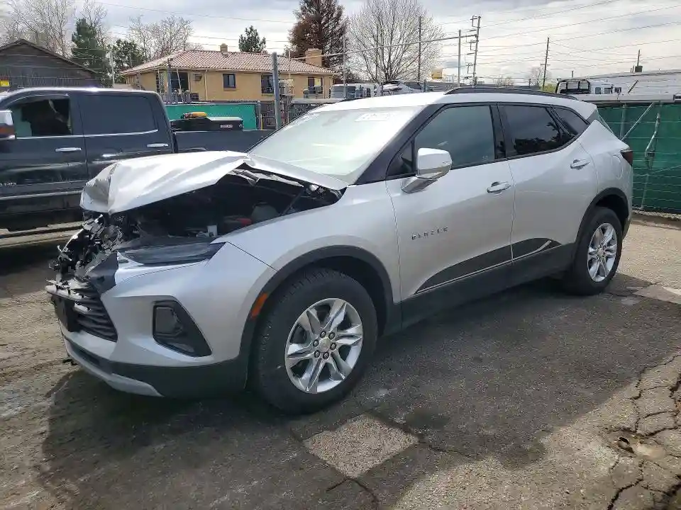 3GNKBHRS2KS667855 2019 CHEVROLET BLAZER-0