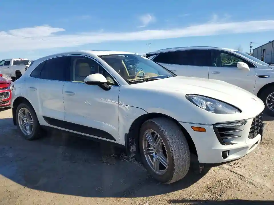 WP1AB2A50HLB20183 2017 PORSCHE MACAN-3