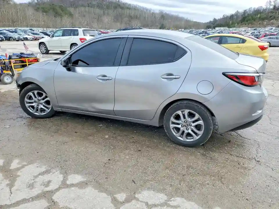 3MYDLBZV0GY102726 2016 SCION IA-1