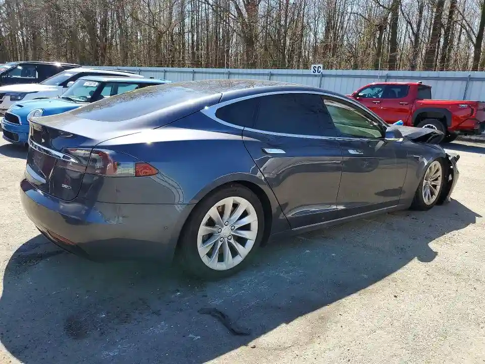 5YJSA1E28HF193131 2017 TESLA MODEL S-2