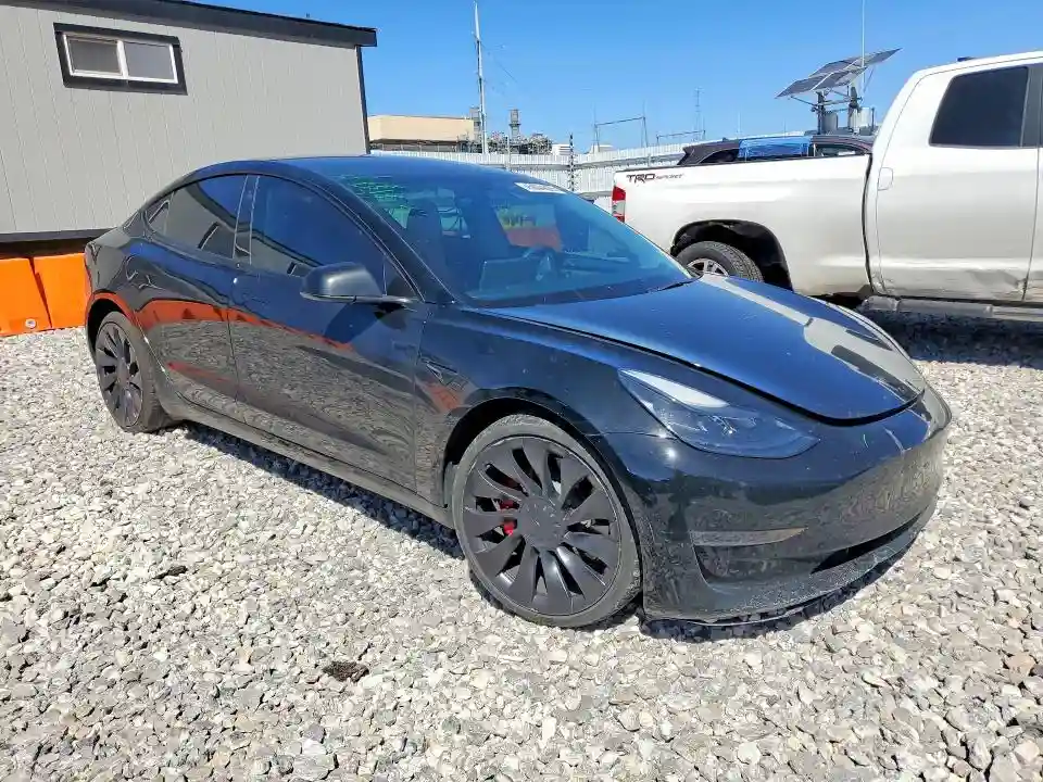 5YJ3E1EC8PF518179 2023 TESLA MODEL 3-3