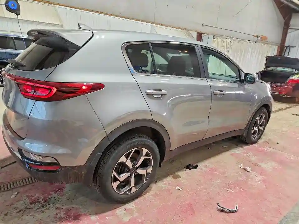 KNDPMCAC3N7994963 2022 KIA SPORTAGE-2