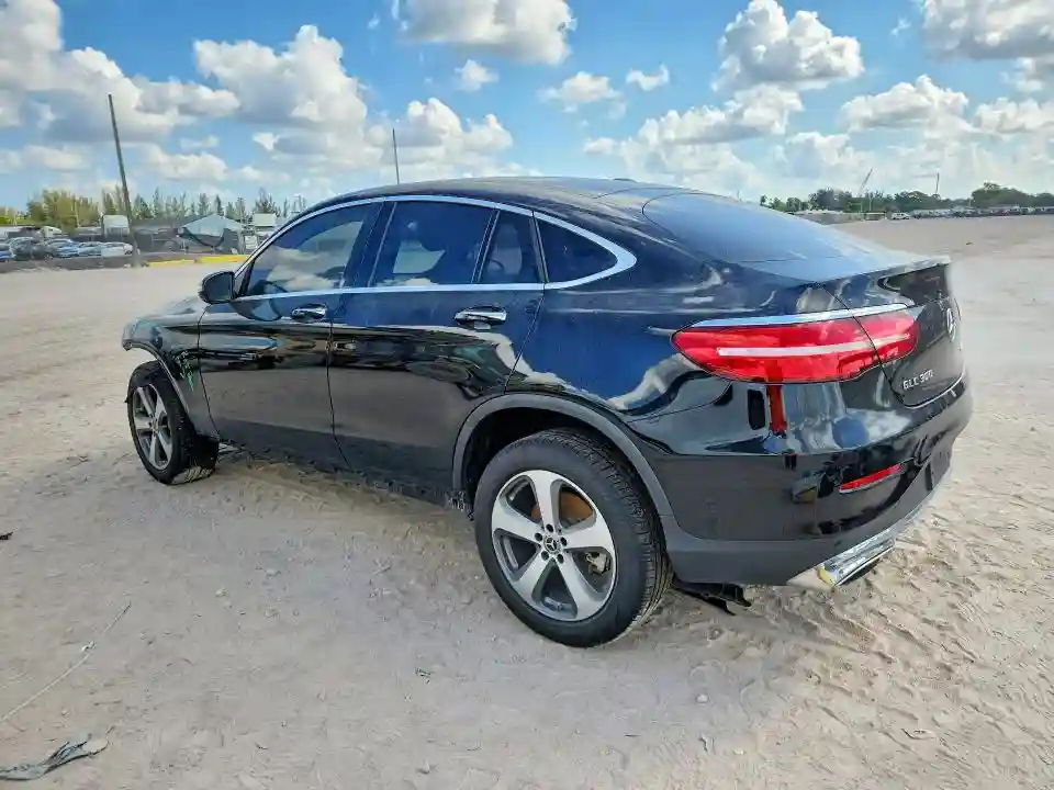 WDC0J4KB7KF571059 2019 MERCEDES-BENZ GLC-CLASS-1