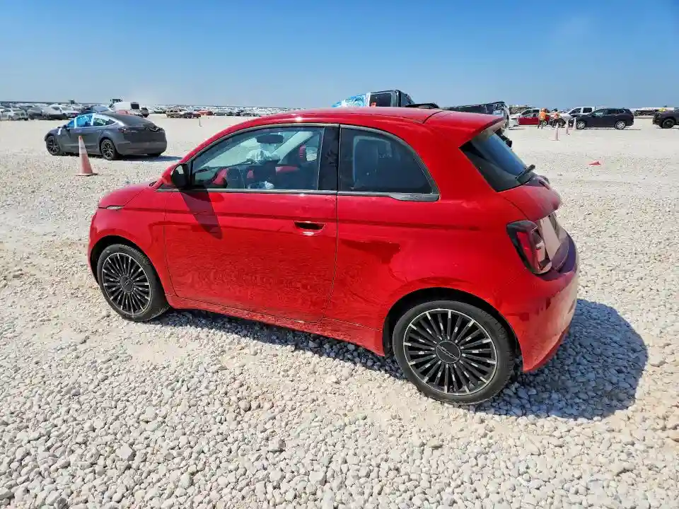 ZFAFFAA48RX209773 2024 FIAT 500-1