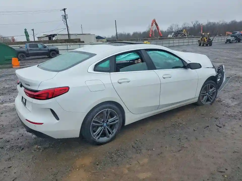 WBA73AK07R7P10278 2024 BMW 2 SERIES-2