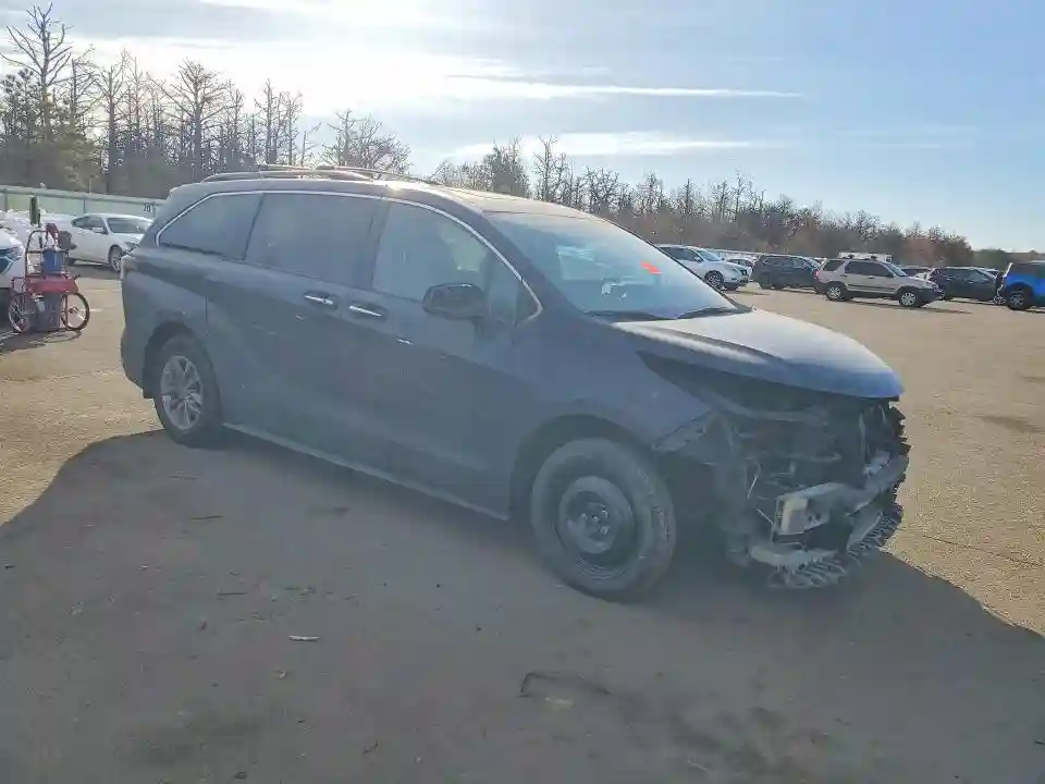 5TDJSKFC8RS141355 2024 TOYOTA SIENNA-3