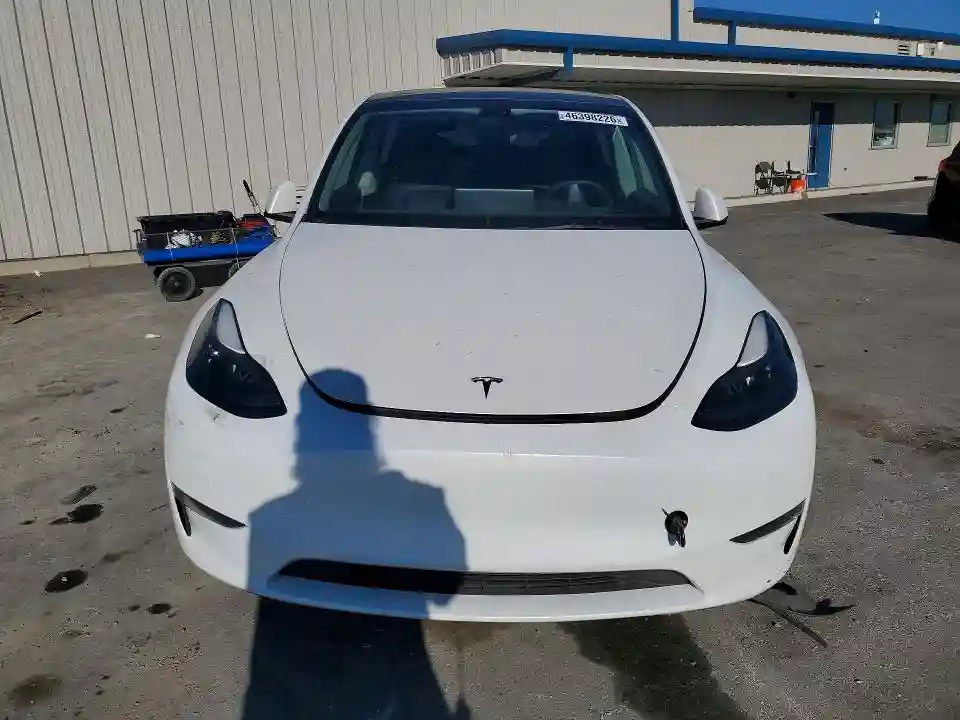 7SAYGDEEXPF741569 2023 TESLA MODEL Y-4