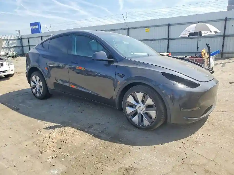 7SAYGDEE1RA222684 2024 TESLA MODEL Y-3