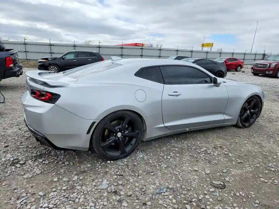 1G1FE1R77J0186339 2018 CHEVROLET CAMARO-2