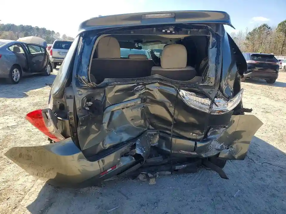 5TDKK3DC1CS224582 2012 TOYOTA SIENNA-5