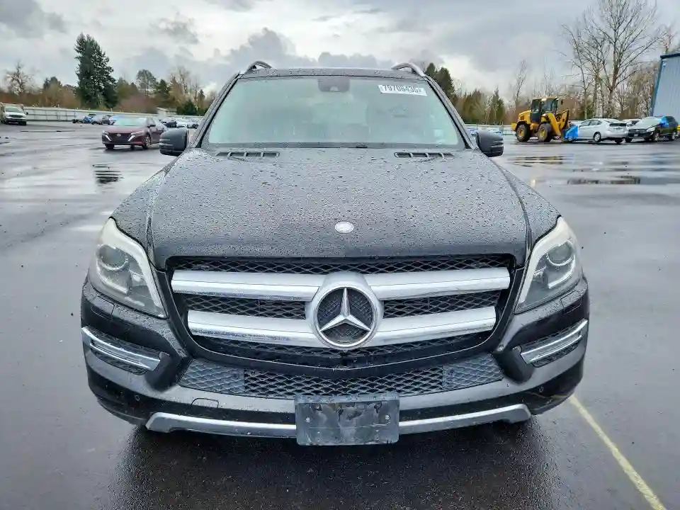 4JGDF2EE6FA483914 2015 MERCEDES-BENZ GL-CLASS-4