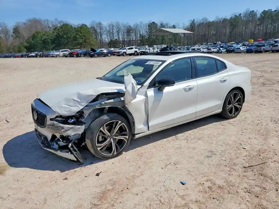 7JRL12TK9RG320281 2024 VOLVO S60 CORE-0