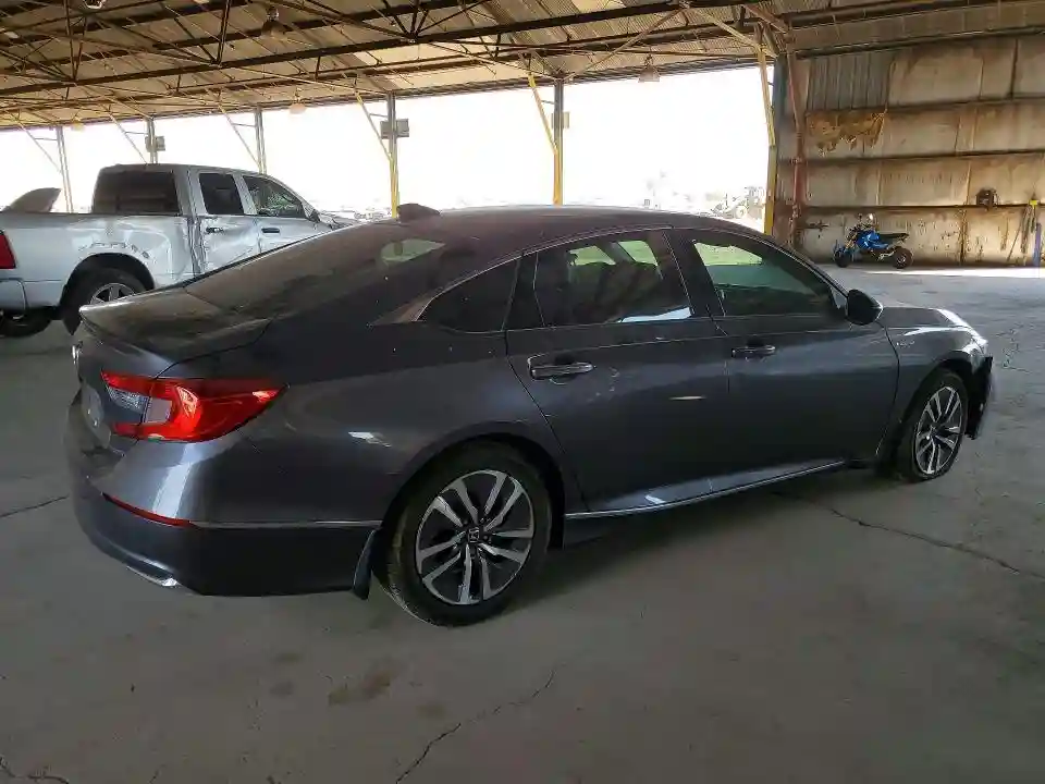 1HGCV3F43JA017205 2018 HONDA ACCORD-2
