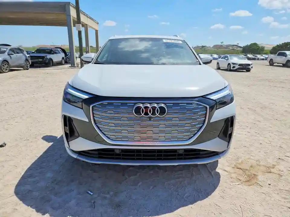 WA1KUBFZ7RP053839 2024 AUDI Q4 E-TRON-4