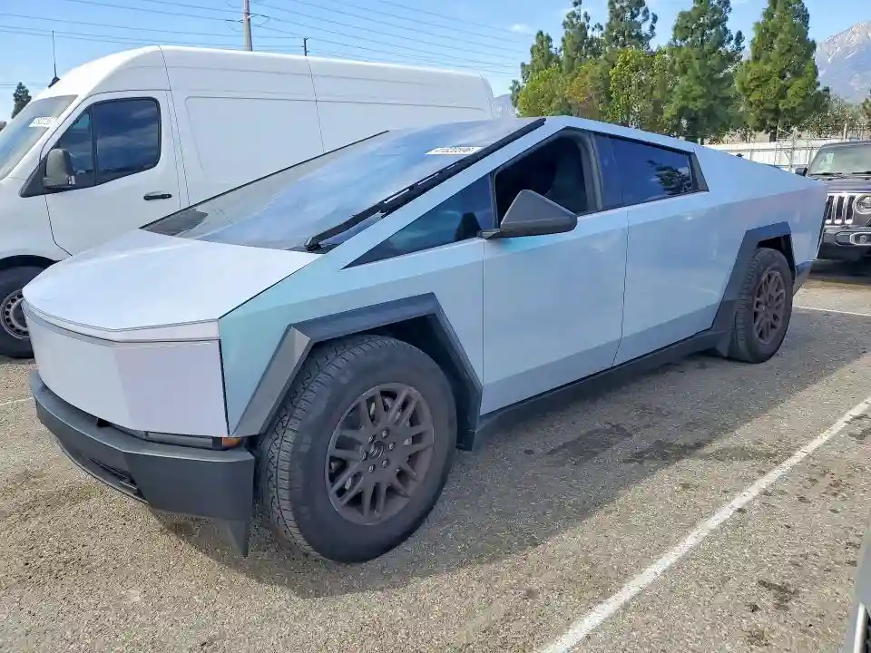 7G2CEHED0RA053444 2024 TESLA CYBERTRUCK-0