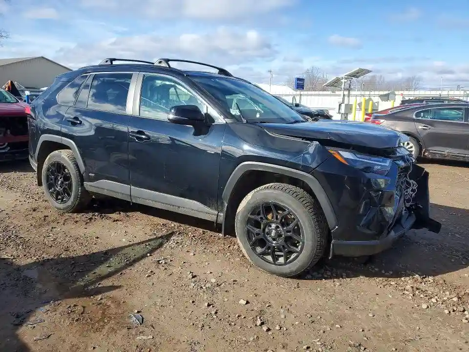 2T3B6RFV3PW043462 2023 TOYOTA RAV4-3