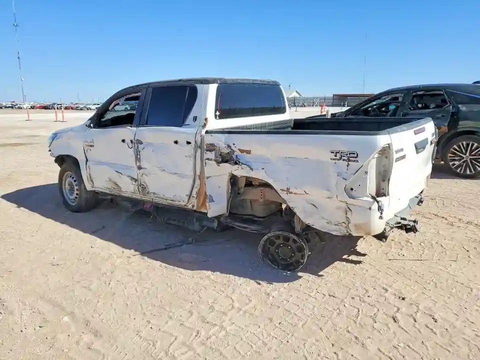 MR0DA3CD0S4008532 2025 TOYOTA HILUX-1