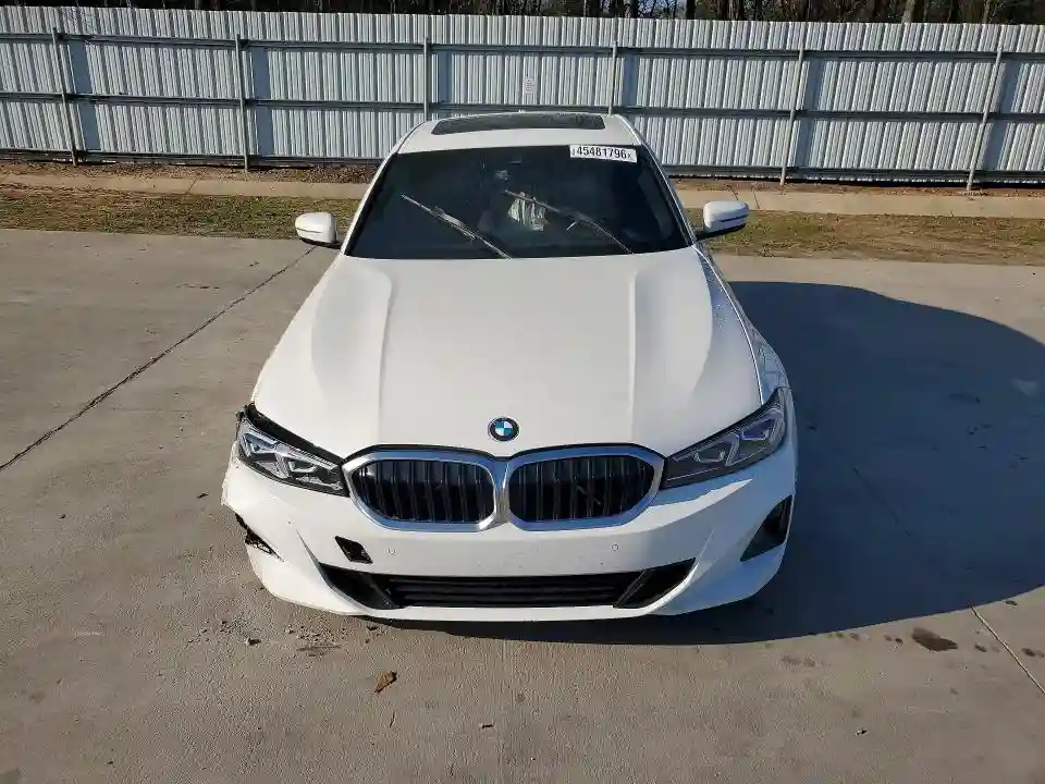 3MW69FF02P8C83895 2023 BMW 3 SERIES-4