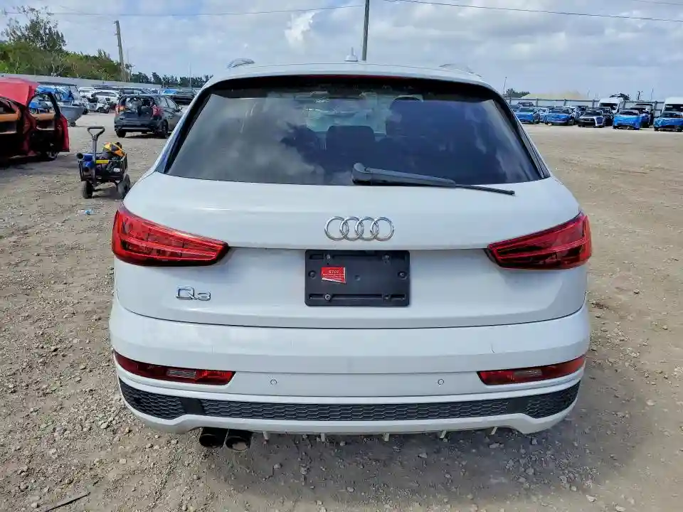 WA1FCCFS9HR017778 2017 AUDI Q3-5