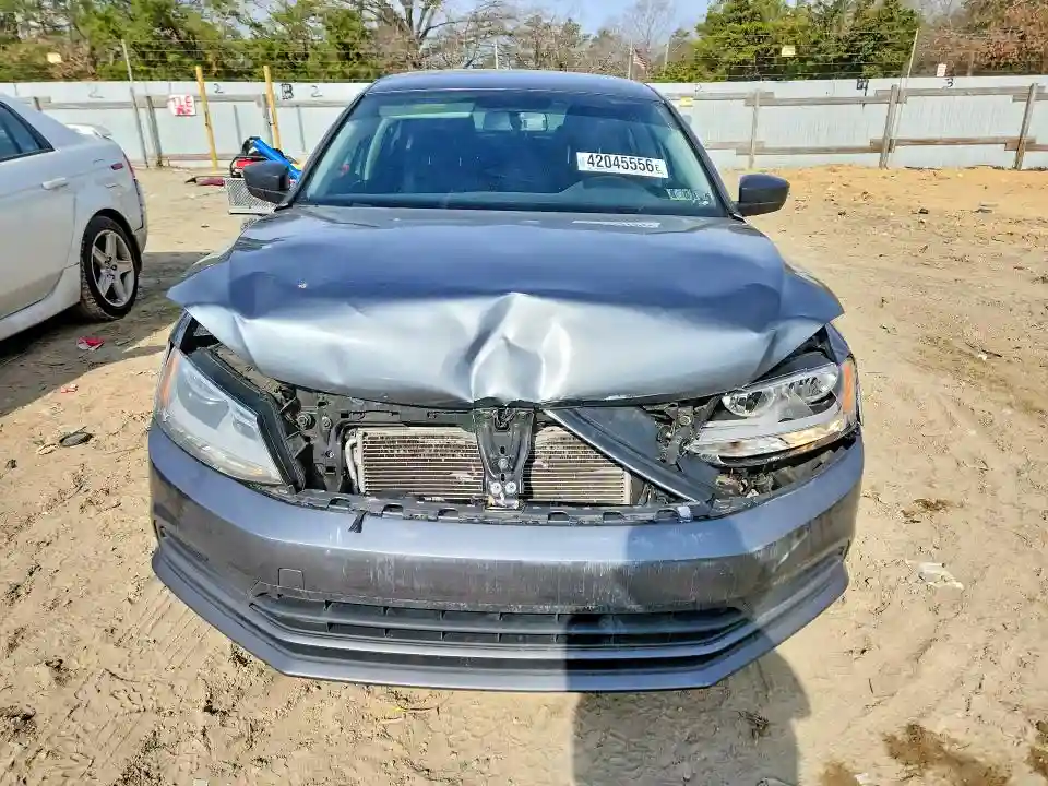 3VWD17AJ9FM275089 2015 VOLKSWAGEN JETTA-4