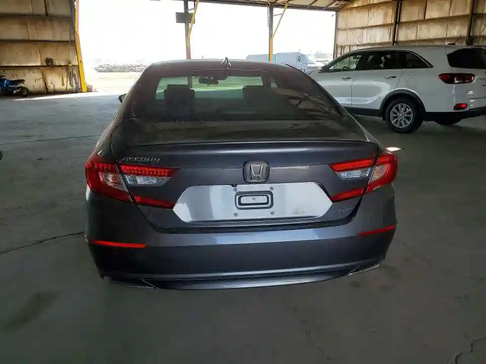 1HGCV3F43JA017205 2018 HONDA ACCORD-5