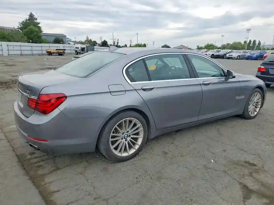 WBAYE8C52ED135424 2014 BMW 7 SERIES-2