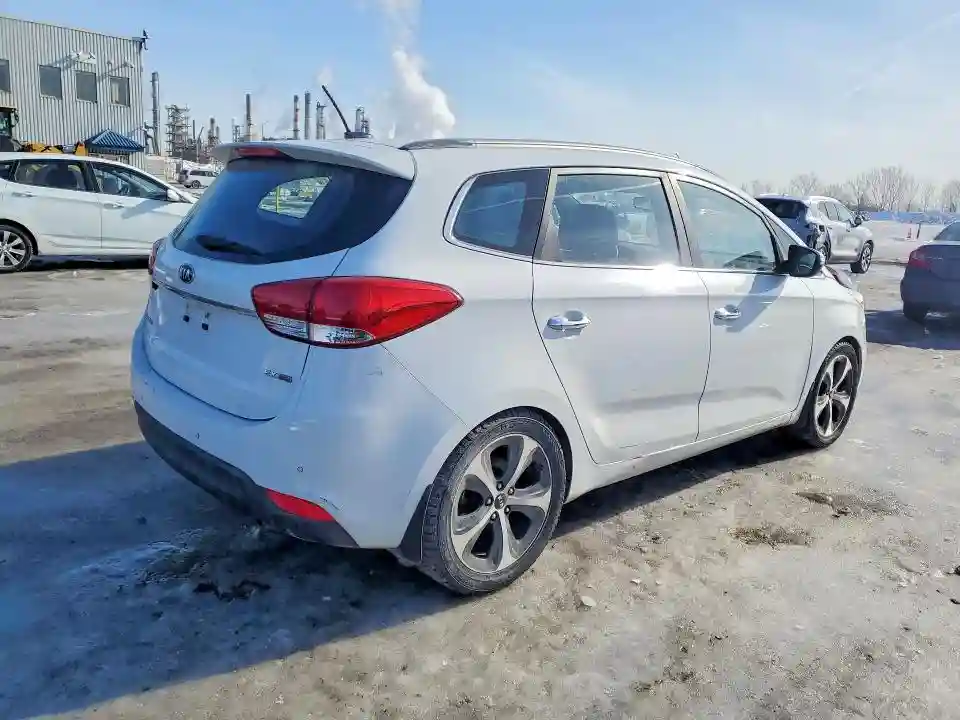 KNAHU8A32E7053454 2014 KIA RONDO-2