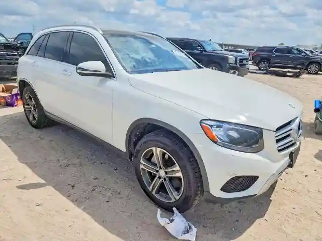 WDC0G4KB0HF189821 2017 MERCEDES-BENZ GLC-CLASS-3