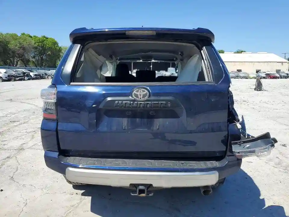 JTEPU5JR2R6233428 2024 TOYOTA 4RUNNER-5