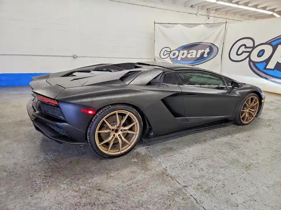 ZHWUV4ZD0JLA07069 2018 LAMBORGHINI ALL OTHER-2