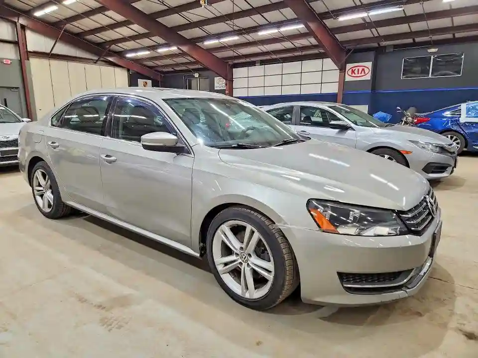 1VWBN7A33EC099315 2014 VOLKSWAGEN PASSAT-3