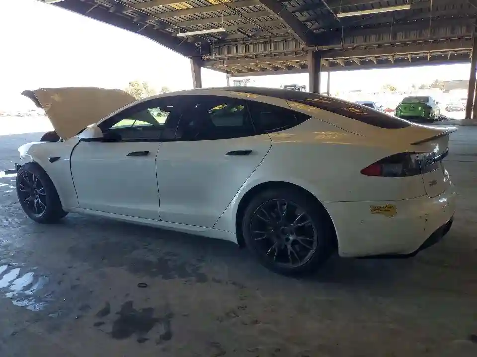 5YJSA1E67NF468812 2022 TESLA MODEL S-1